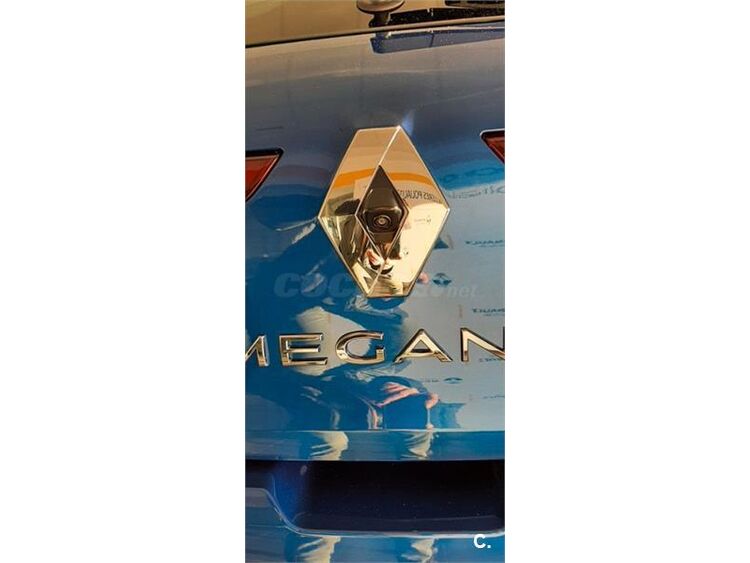 Renault Megane Zen ETECH Hibrido Ench. 117kW160CV  Favorito  Compartir foto 9