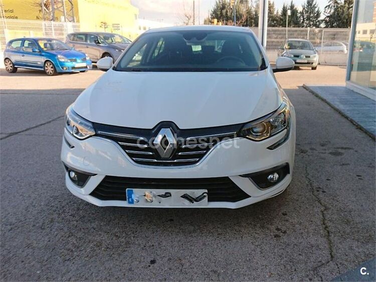 Renault Megane Zen Tce GPF 103 kW 140CV foto 3