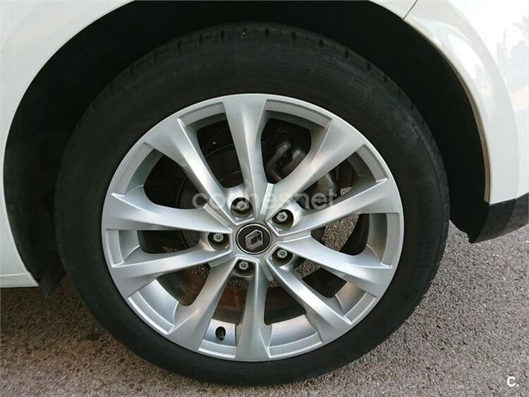 Renault Megane Zen Tce GPF 103 kW 140CV foto 10