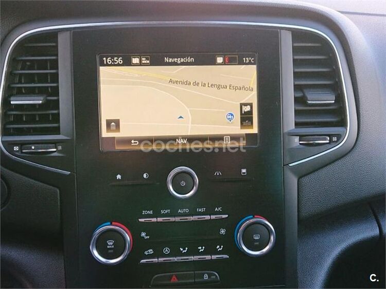 Renault Megane Zen Tce GPF 103 kW 140CV foto 18
